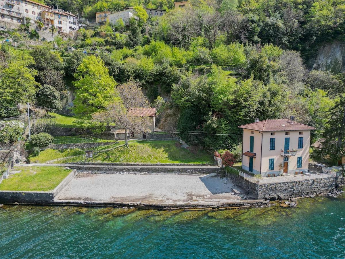 Deriva Apartment On Careno'S Beach By Rent All Como Nesso Extérieur photo